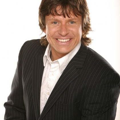 Steve W Wedding Singer